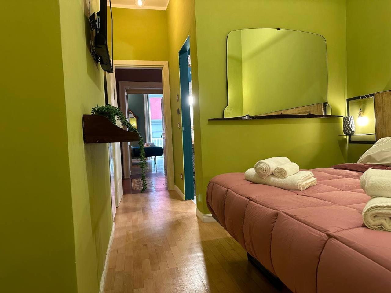 I Leoni Di Rosaroll Bed & Breakfast Napoli Bagian luar foto